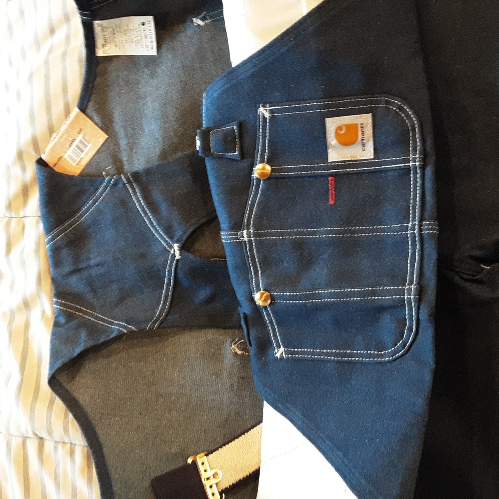 Carhartt R08 denim overalls 42x32.